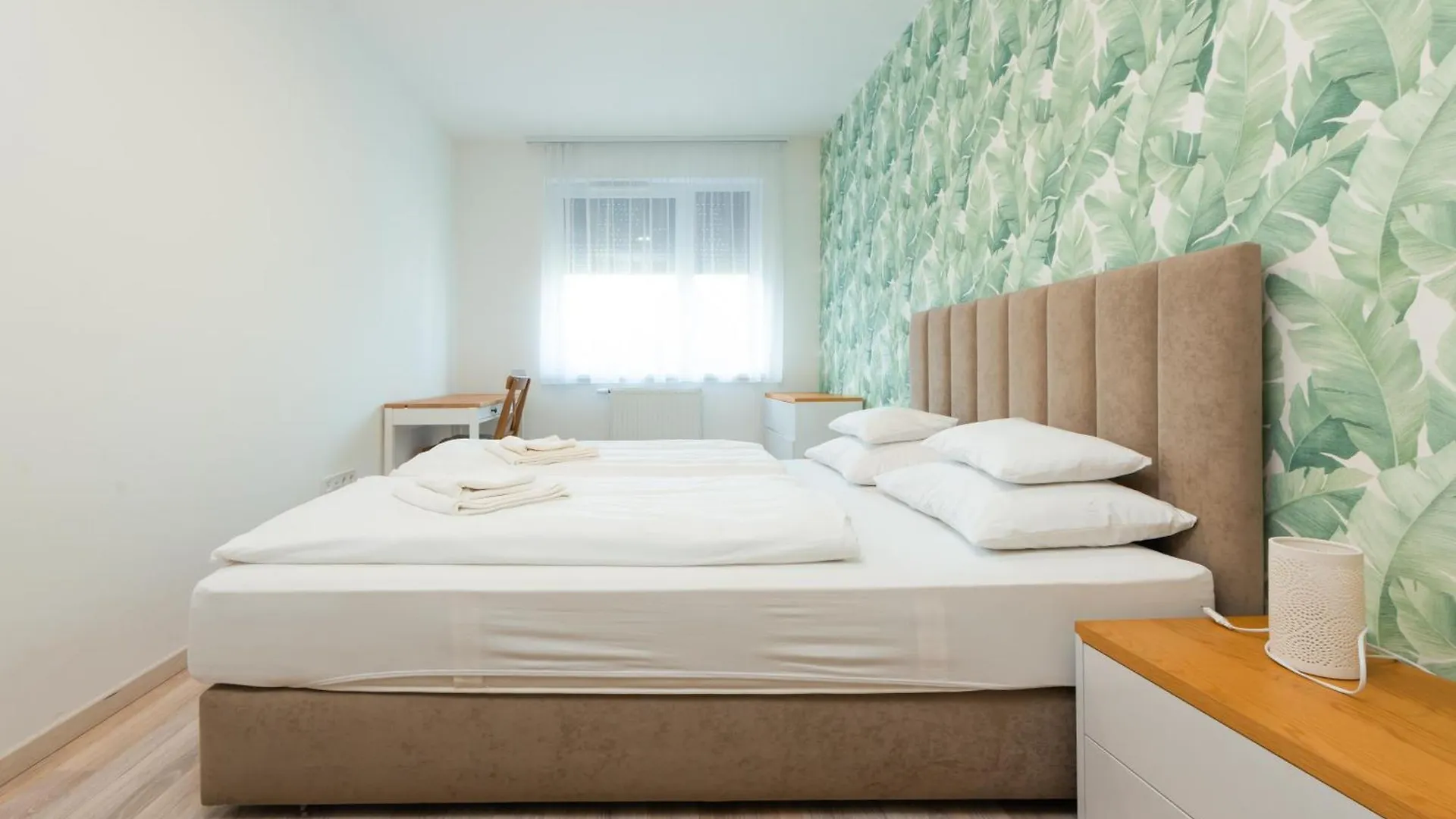 Dagaly Apartments By Urbanrent contacts